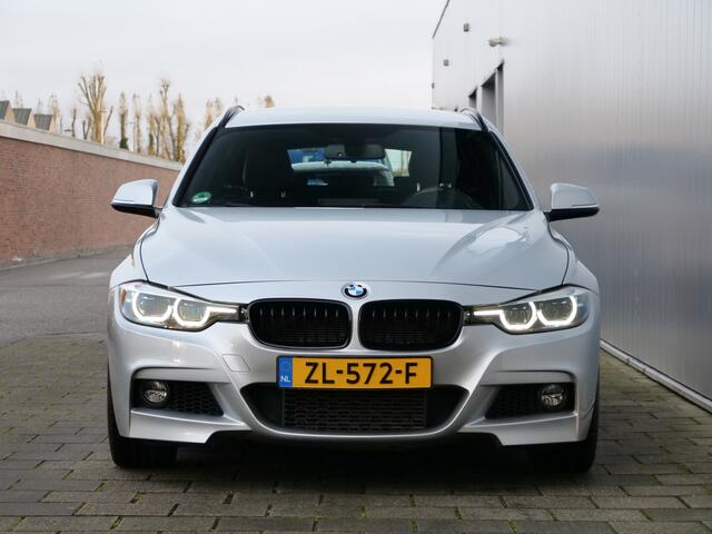 BMW 3-SERIE Touring 318i M Sport Corporate Lease 136 Pk Automaat Navigatie / Leer / Camera / PDC