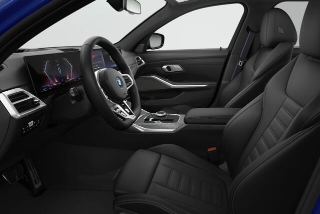 BMW 3-SERIE Touring 330e M Sport Edition | M Sportpakket Pro | Innovation Pack | Comfort Pack | Trekhaak