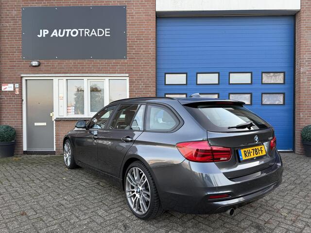 BMW 3-SERIE Touring 318i Executive | Led | 2e Eigenaar | NAP | HUD |
