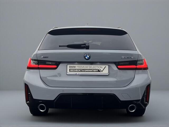 BMW 3-SERIE Touring 330e xDrive