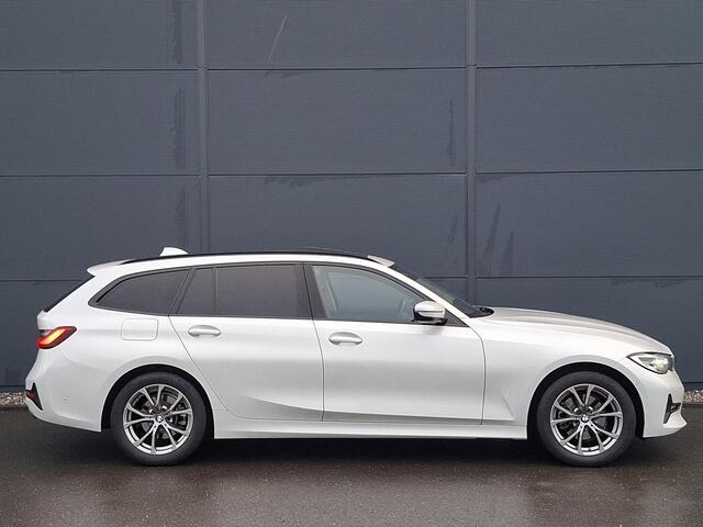 BMW 3-SERIE Touring 320i Executive Edition | Sportline | Audio-Media Pack