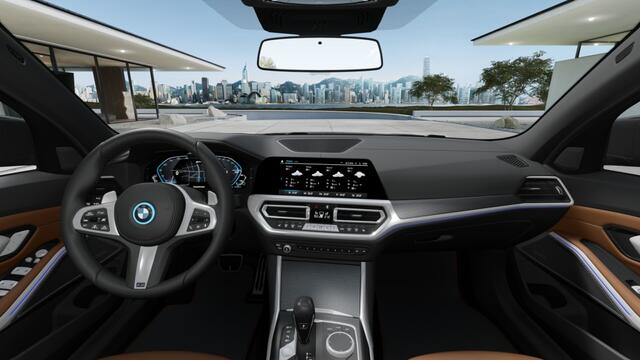 BMW 3-SERIE 330e 292PK / M-Sport / Individual / Laser / Harman Kardon