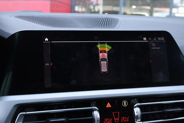 BMW 3-SERIE Touring 318d 2.0L Business Edition | Origineel NL | Virtual Cockpit | Cruise Control | Navigatie |