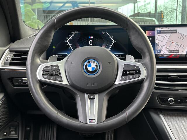 BMW 3-SERIE Touring 320e Business Edition Plus M Sport | Performance Style Bodykit | Schuifdak | Stoel-Stuur verwarming