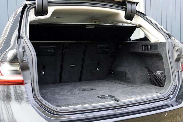 BMW 3-SERIE Touring 320i High Executive Edition Sport-Line Rijklaarprijs-Garantie Leder Sport interieur Navigatie Led