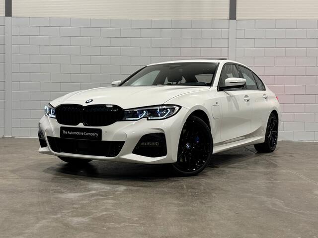 BMW 3-SERIE 330e M Sport |Head-Up|H&K|Pano|Laser|Driving ass|Winter