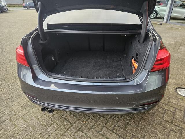 BMW 3-SERIE 330e iPerformance