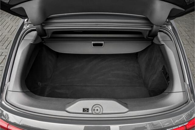 BMW 3-SERIE Touring 320e M-Sport Dravitgrau Pano Leder Trekhaak 19"