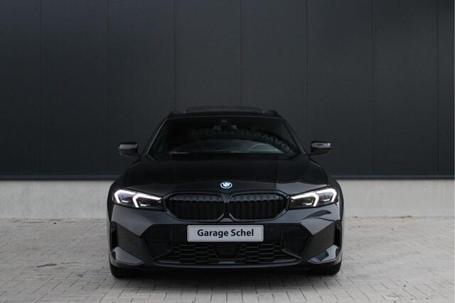 BMW 3-SERIE Touring 330e M Sport - M Sportstoelen - Pano - ACC - Keyless - H&K - Sport Remmen - Memory - Rijklaar