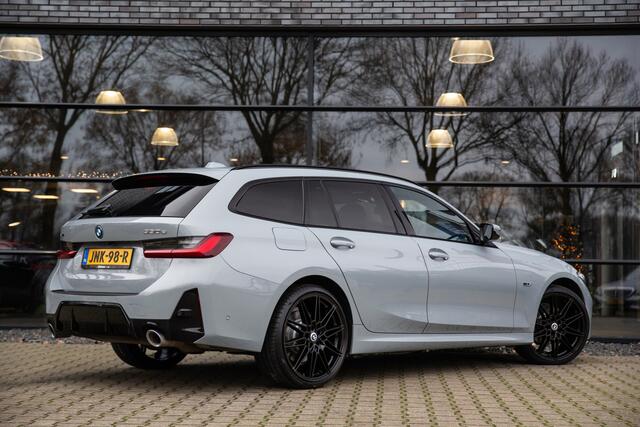 BMW 3-SERIE Touring 330e xDrive M-Sport , Panoramadak, Keyless entry, Head-up display,