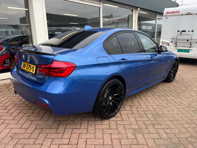 BMW 3-SERIE 318Ii M Sport AUT. Clima Cruise PDC Leder