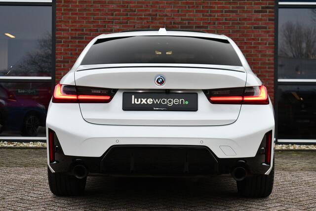 BMW 3-SERIE 330d M-Sport Pro Pano H/K HUD El-zetels Parelmoer-wit!