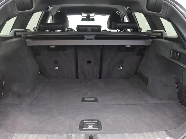 BMW 3-SERIE Touring 330i High Executive 258PK Aut. M-Sport, Adaptieve Cruise Controle,Side Assist, Achteruitrijcamera, 18" LM Velgen, Stoelverwarming, Leder, Alarm, PDC