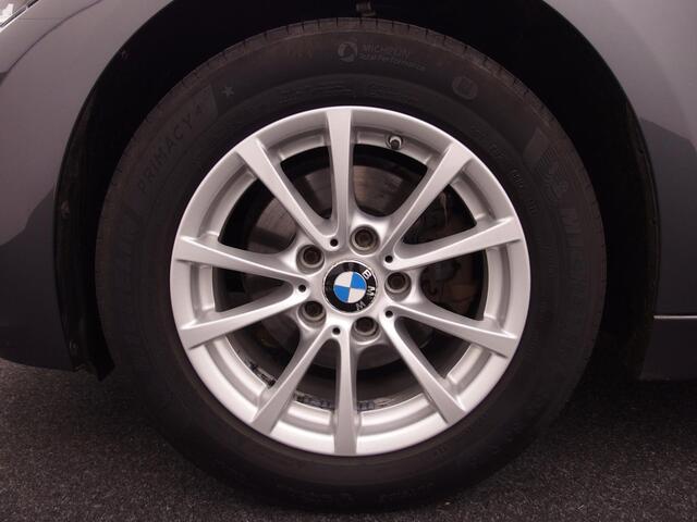 BMW 3-SERIE Touring 316d Executive TREKHAAK / FULL LED / SPORTSTOEL / LEDER / NAVI / AIRCO / PDC / BLUETOOTH / CRUISE