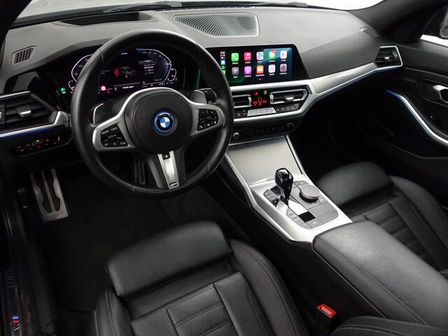 BMW 3-SERIE 330e M Sport- Schuifdak, Laser Led, Stuur/Stoelverwarming, Head Up, Memory Seats, Sfeerverlichting