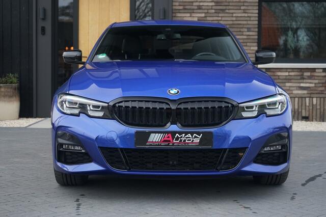 BMW 3-SERIE 330e M-Sport sedan