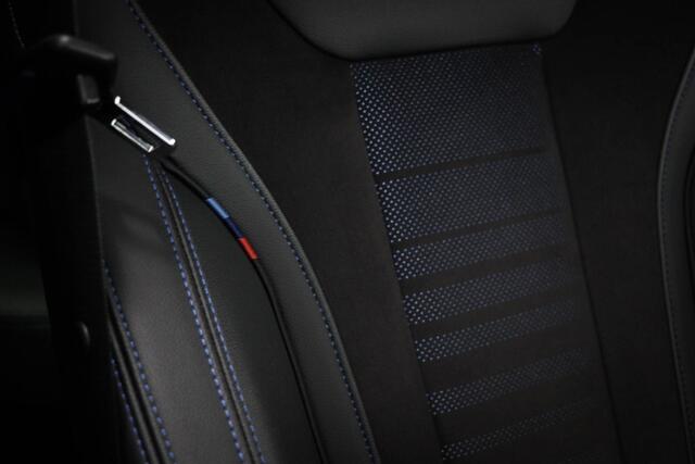 BMW 3-SERIE Touring 320e M-Sport | LASER LED | STOELVERWARMING | HOUTAFWERKING | DAB | APPLE | 18"