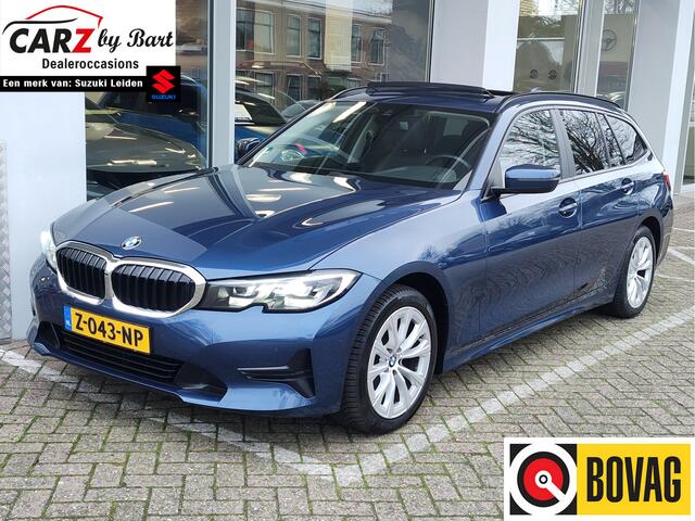 BMW 3-SERIE Touring 318i HIGH EXECUTIVE AUTOMAAT Open dak | Leder | Navi | Carplay