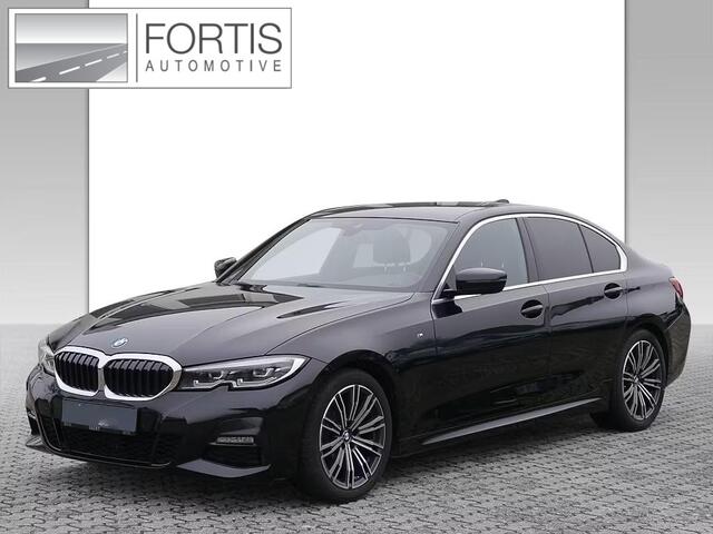 BMW 3-SERIE 320iA M-SPORT ** LED, LC Prof, NAVI+, LEDER, MEMORY-, SPIEGEL-, 18-inch LMV ** UNFALLFREI ** ** INFORMEER OOK NAAR ONZE AANTREKKELIJKE FINANCIAL-LEASE TARIEVEN **