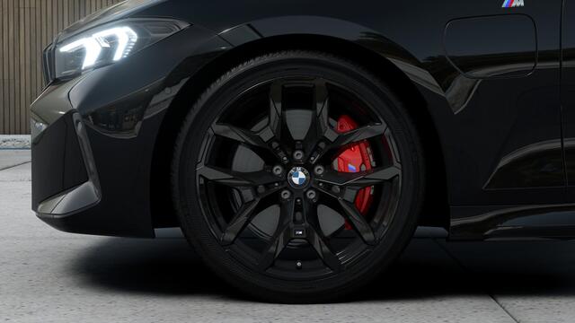 BMW 3-SERIE Touring 330e High Executive M Sport Automaat / Panoramadak / Trekhaak / Sportstoelen / Adaptieve LED / Parking Assistant Plus / Active Cruise Control / Comfort Access