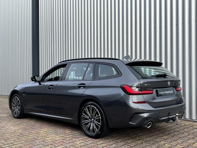 BMW 3-SERIE Touring 330e xDrive M-Sport Pakket | Stoel- & Stuurverw. | Apple CarPlay
