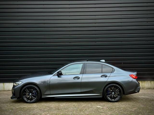 BMW 3-SERIE 330e M-PERFORMANCE HEADUP|DAK|HK|MGORDEL