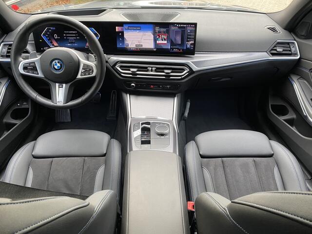 BMW 3-SERIE Touring 320e