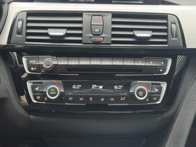 BMW 3-SERIE Touring 318i M-sport Leer/stoelvw/trekhaak