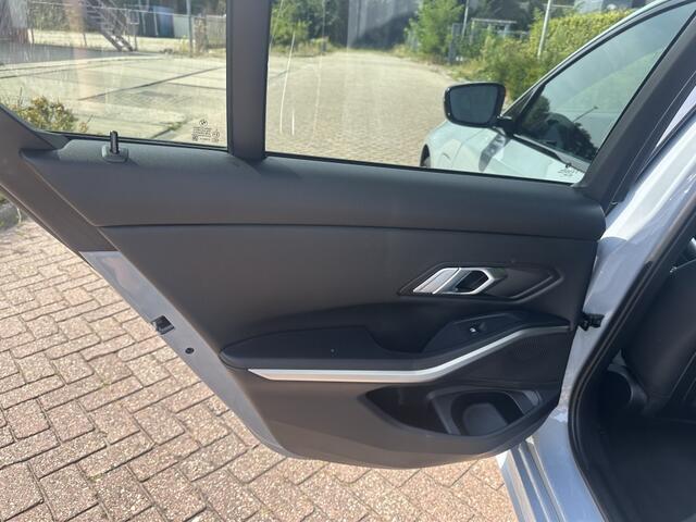 BMW 3-SERIE 320e High Executive M-Pakket