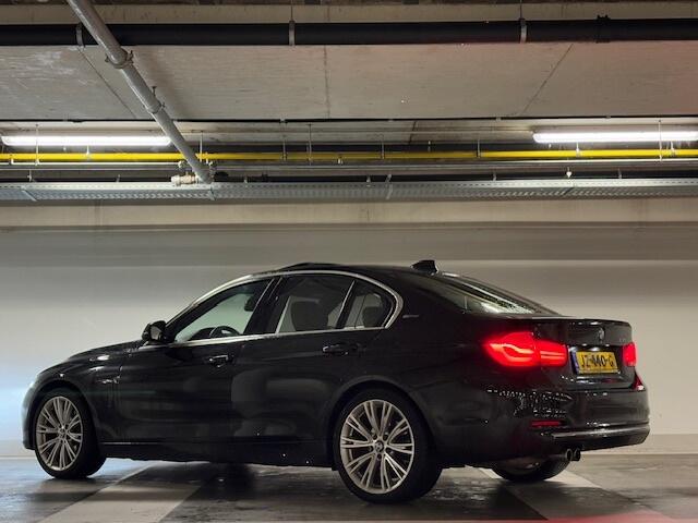 BMW 3-SERIE 330e - M Sport - dealer onderhouden - automaat - nap! - airco -