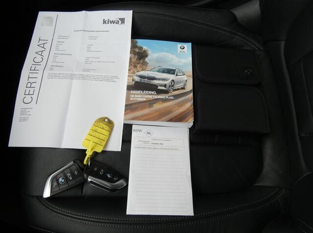 BMW 3-SERIE 330E BNS ED.PLUS,Leer,Led,Navi,Stoelverw,DealerOH
