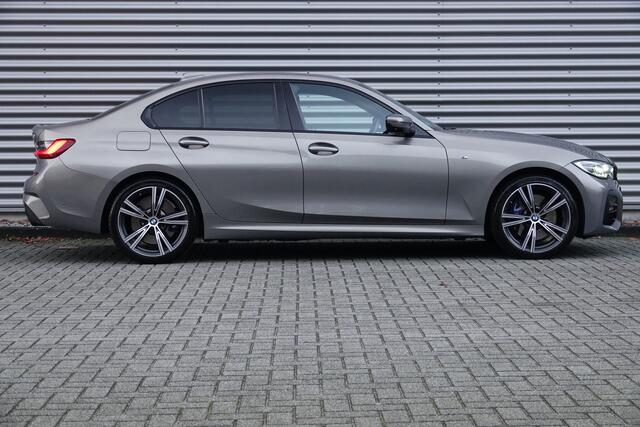 BMW 3-SERIE 330e eDrive Edition | M-Sport | Memory | Adaptive cruise | HUD | 360 | Adaptive M-Onderstel |