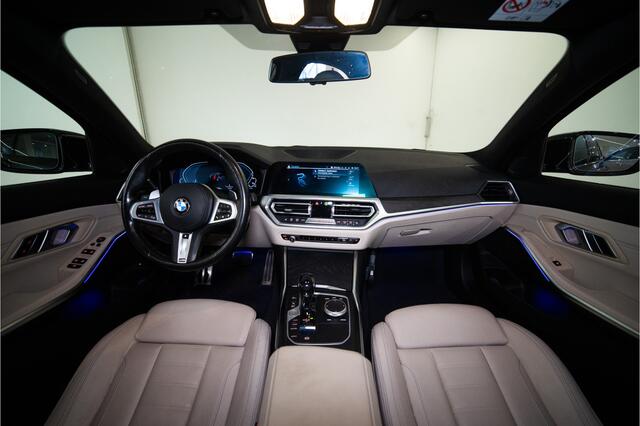 BMW 3-SERIE 320e M-Sport 204PK | Laser | Stoel&Stuurverw. | Carplay | Sfeer | 12 MND Garantie