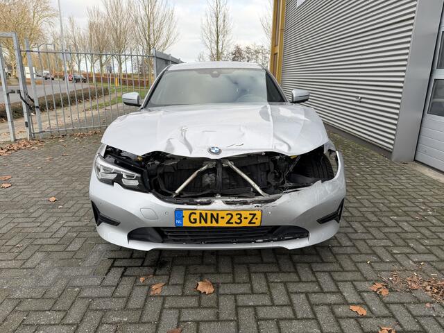 BMW 3-SERIE 330e High Executive