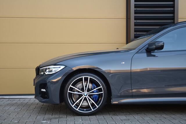 BMW 3-SERIE Touring 320i Business Edition * Panoramadak * M-Sport * M-Sportremmen * Hifi *