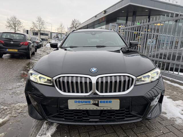 BMW 3-SERIE Touring 330e xDrive M Sport