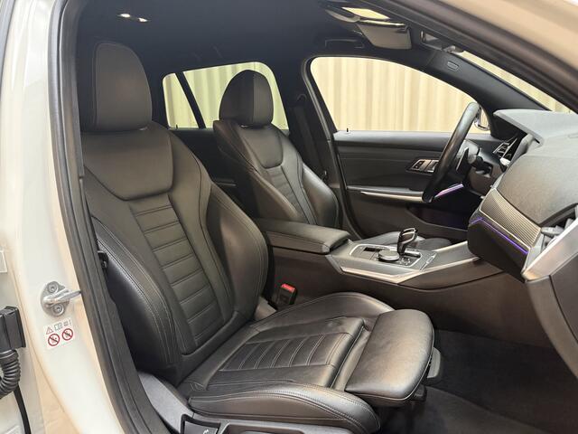 BMW 3-SERIE Touring 330e M-Sport / Org.NL! / Carplay / Leder / Elek. Trekhaak / 19'' LMV /LED / Stoelverwarming / Cruise / Navigatie
