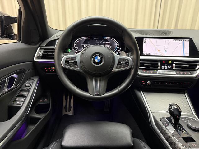 BMW 3-SERIE Touring 330e M-Sport / Org.NL! / Carplay / Leder / Elek. Trekhaak / 19'' LMV /LED / Stoelverwarming / Cruise / Navigatie
