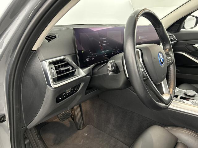 BMW 3-SERIE Touring 320e/19"/Leder/Trekh/Adapt.Cr/WIDESCREEN/DAB/HiFi/BTW