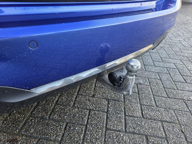 BMW 3-SERIE Touring 330e xDrive M-Sport