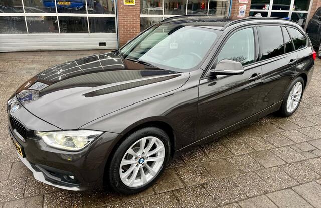 BMW 3-SERIE 318I EXECUTIVE AUTOMAAT NAP NEDERLANDSE AUTO