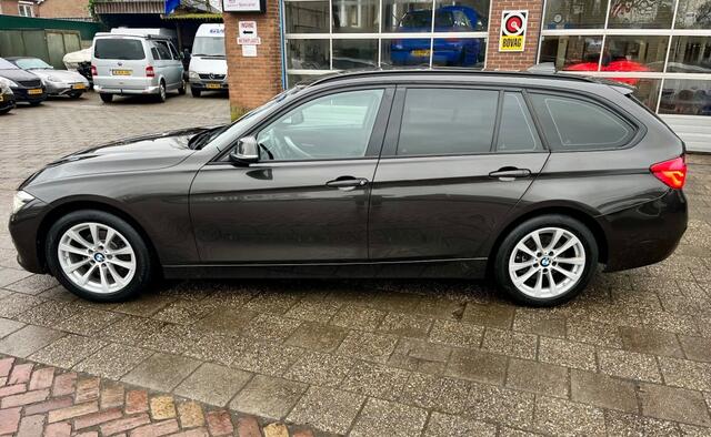 BMW 3-SERIE 318I EXECUTIVE AUTOMAAT NAP NEDERLANDSE AUTO