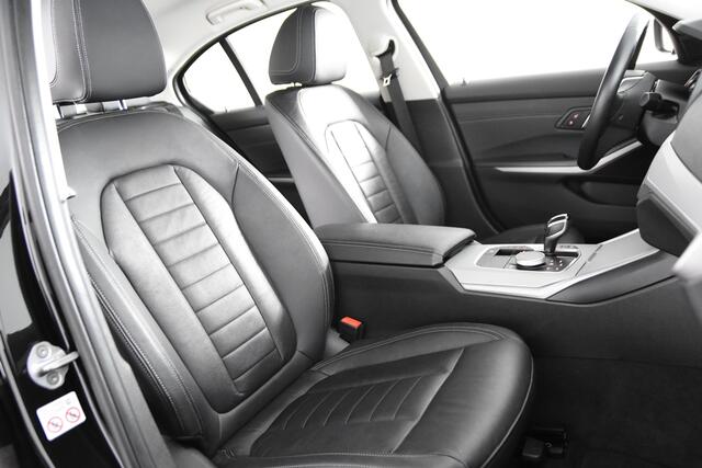 BMW 3-SERIE 330e Business Plus *1ste Eigenaar*Leer*Navigatie*Parkassist*Keyless*