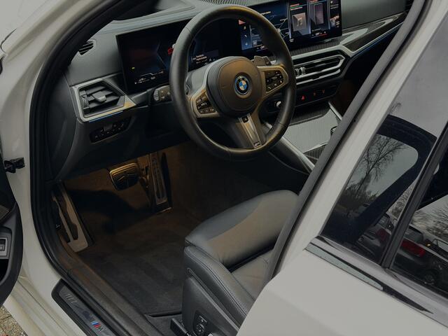 BMW 3-SERIE Touring 330e xDrive, Carbon, HUD, Pano, Trekhaak, Stage 2