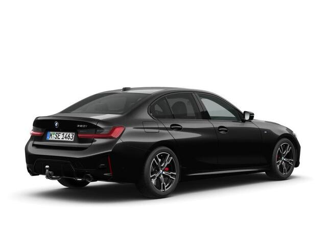 BMW 3-SERIE Sedan 320i xDrive M Sportpakket Pro | Comfort Pack | Trekhaak | Harman Kardon