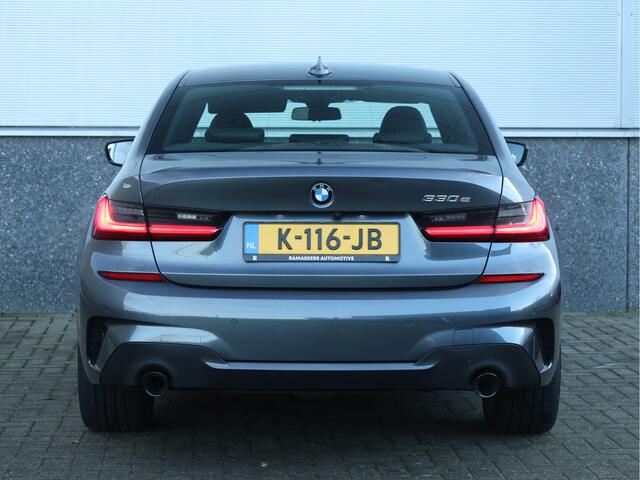BMW 3-SERIE 330e M Sport HiFi / 19 inch / M-Sport remmen / Leder /