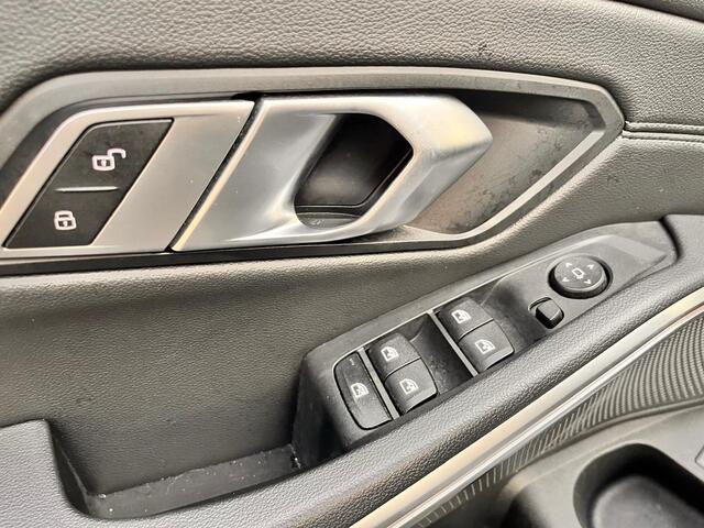 BMW 3-SERIE Touring 318i Executive Edition