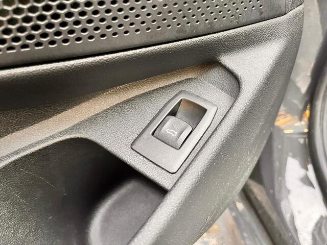 BMW 3-SERIE Touring 318i Executive Edition