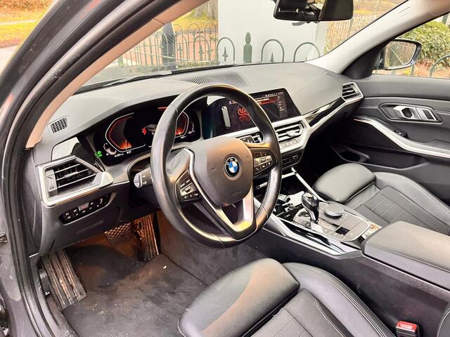 BMW 3-SERIE Touring 318i Executive Edition