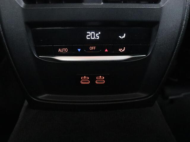 BMW 3-SERIE 320e Business Edition Plus | Leder | Stoelverwarming | Live Cockpit | Carplay | Navigatie | Full LED | Parkeerhulp | Climate control | Bluetooth | PHEV | Plug In